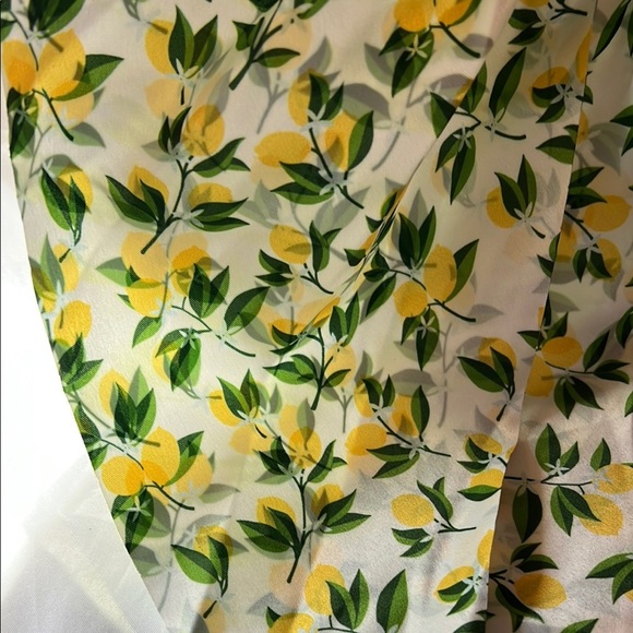 Cherry and Strawberry Hair Scrunchies Set 🍒🍓🍋 - Picture 4 of 5